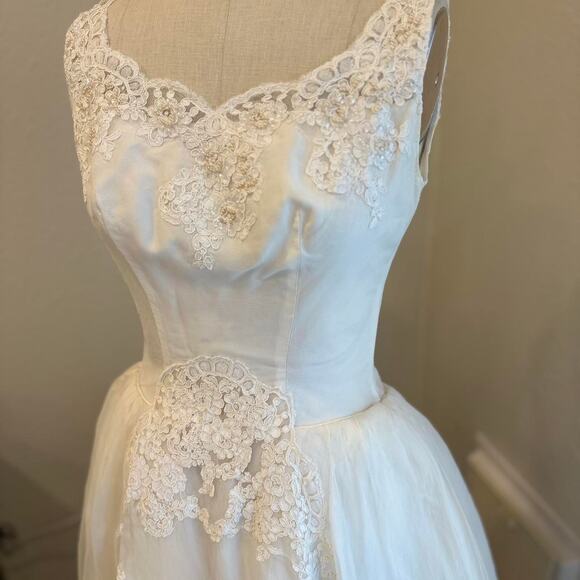 Women’s Small Gown Ivory Lace Bridal Gown Cream Silk Vintage Floral Organza - Picture 5 of 6